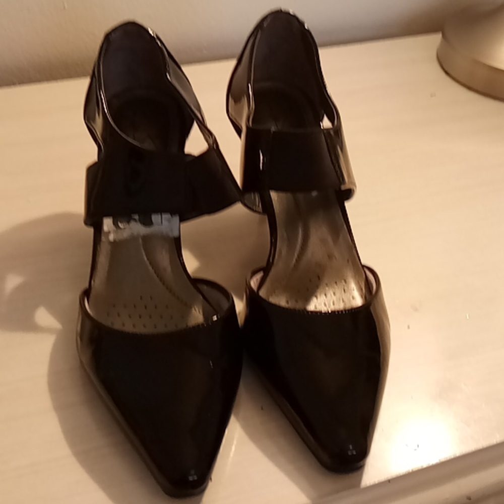 Sapato de charol negro